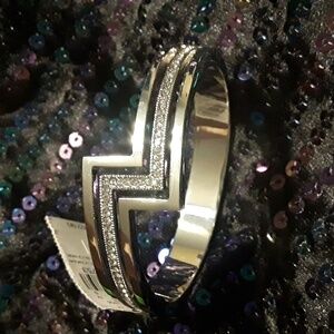 NWT Express Elegant Zigzag Bracelet with Rhinestones Lightning Bolt Shiny Silver